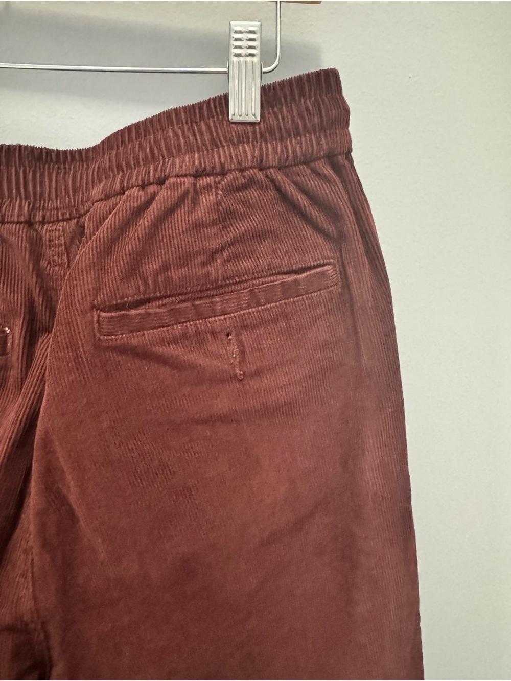 J. Crew Men's Corduroy Drawstring Pants in Burgundy - Picture 5 of 8